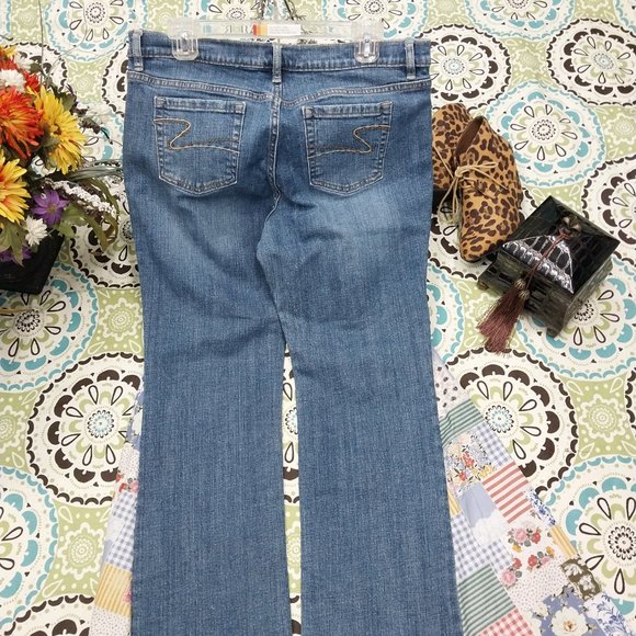 1024 Size 14P Liz Claiborne Stretch Upcycled Jeans Bell-Bottoms - Picture 3 of 4